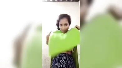 Gouthami reddy manthena removing chudidar showing black sexy bra & nude boobs ????
