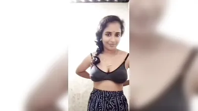 Gouthami reddy manthena removing chudidar showing black sexy bra & nude boobs ????