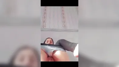 Desi Girl Showing Her Beautiful Body