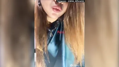 Desi Girl Fingering And Drinking Pee