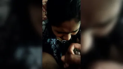 Mallu aunty cum on face