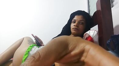 Mony Morena Safada Webcam