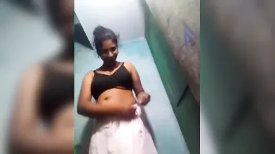 Gouthami sexy lanje removing Nighty and showing black sexy bra and full body ????