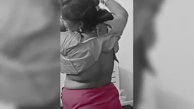 Wife dress change husband censerd