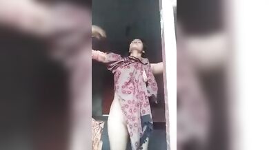 Desi Girl Undress Video