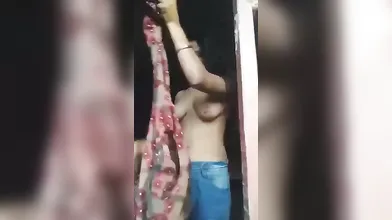 Desi Girl Undress Video