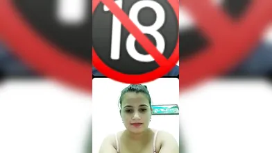 Indian Anuty Showing Pussy