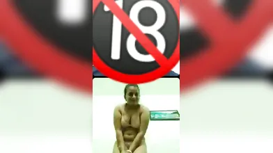 Indian Anuty Showing Pussy