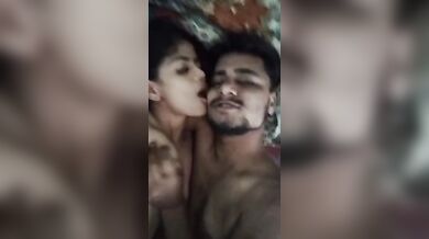 Desi Slim Beauty With Boyfriend