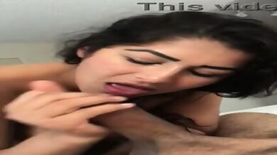 Desi Anuty Deepthrot Sucking