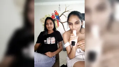Indian Webcam Lesbian Girl