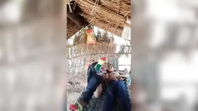 Desi Village Girl Outdoor Sex
