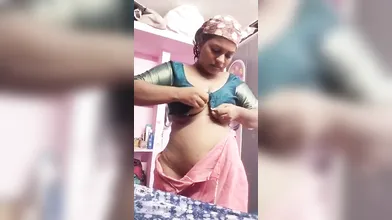 Tamil aunty