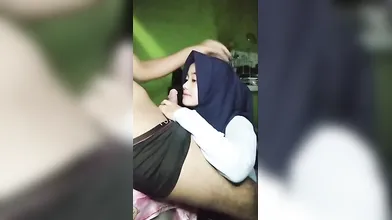 Keponakan Mesum Sama Om Tersayang