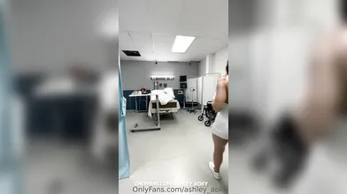 Sortudo Aproveitou A Putinha Fantasiada De Enfermeira No Carnaval E Passou A Pica Nela - Alexandra Cat