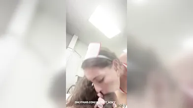 Sortudo Aproveitou A Putinha Fantasiada De Enfermeira No Carnaval E Passou A Pica Nela - Alexandra Cat