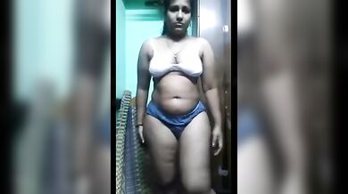 Tamil Mam Nude Strip