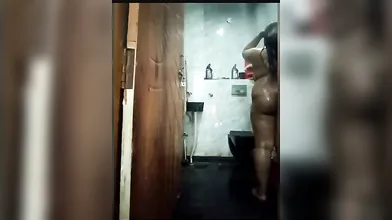 Kanak 5 Full Nude Big Ass Bathing Stripchat Show
