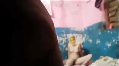 Desi Bhabi Play With Lover