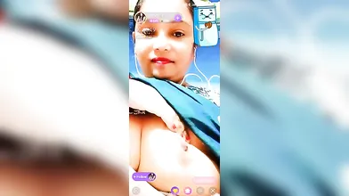 Nandini8 Showing Boobs & Fingering Pussy On Chamet Live ~ With FACE