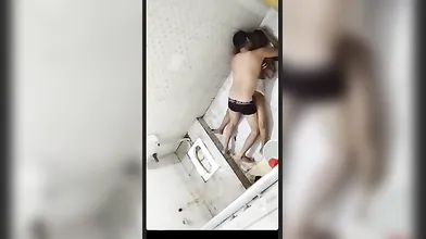Kaamwali Bhabi Fuck In Bathroom By Owner