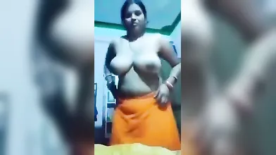 Desi Aunty Nude Video Call