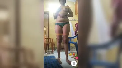 Tamil innocent Milky boobs wife