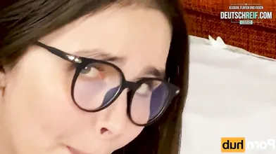 Nach Einer Firmenfeier Eingeschlafen