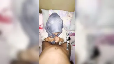 Tante Hijab Pacaran Sepong Dulu Baru Ngewe
