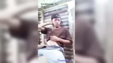 Adik Kakak Ngewe Dirumah Kosong