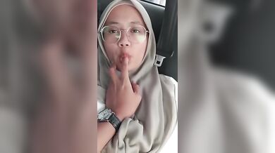 Ukhti Malay Terbaru