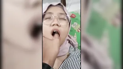 Ukhti Malay Terbaru