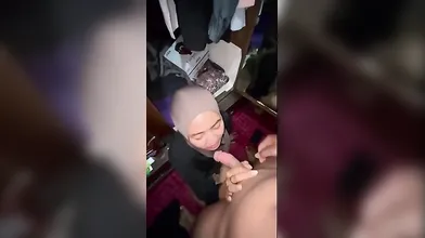 Hijab Pacaran Ngemput Kontol Pacar Di Kosan