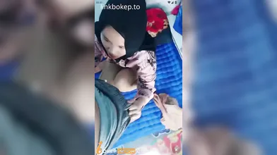 Hijab Polos Pasrah Kena Ewe Kakak
