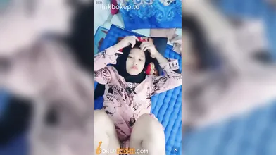 Hijab Polos Pasrah Kena Ewe Kakak