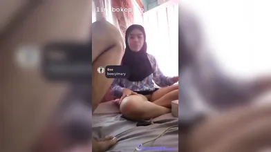 Ngentot Diruang Tamu Sama Tante Hijab