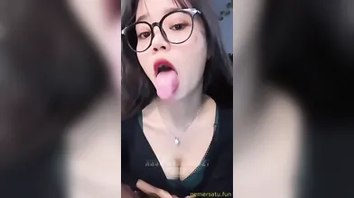 Konten Ukhti Dera Anjela Terbaru