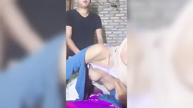 Ukhti Hijab Ngentot Anal Ngerekam Sendiri