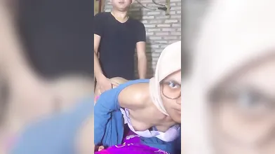Ukhti Hijab Ngentot Anal Ngerekam Sendiri