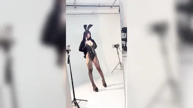 Umeko J – Shizuku Kuroe Bunny Suit