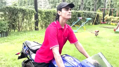 Tina And Delivery Boy Uncut (2025) Hindi Hot Short Film