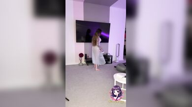 Amazing bombshell woman plays for her bf - super-steamy hard-core porn session!