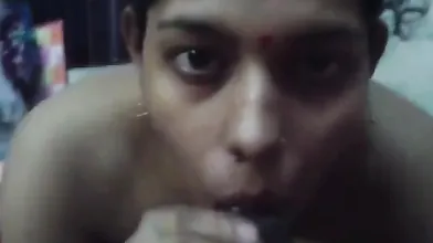 Desi Telugu Aunty Erotic Blowjob