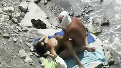 Spy Cams On Beach Blowjob