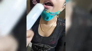 Telugu Sexy Girl Sucking The Paste Like Cock