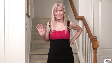 Claire 03 olderwomanfun