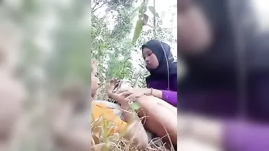 Lagi Ngentot Di Semak Semak