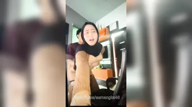 Bokep Indo Mahasiswi Amalia Muthia Ngentot Sama Pacar Sampe Crot Dimuka