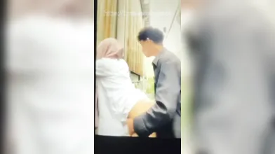 Bokep Indo Mahasiswi Amalia Muthia Ngentod Sama Pacar Di Luar