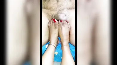 Mallu aunty sexy hard feetjob